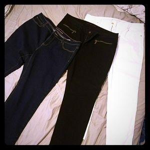 Lot of three pairs of Michael Kors jeans